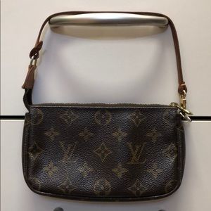 Louis Vuitton Small Pochette